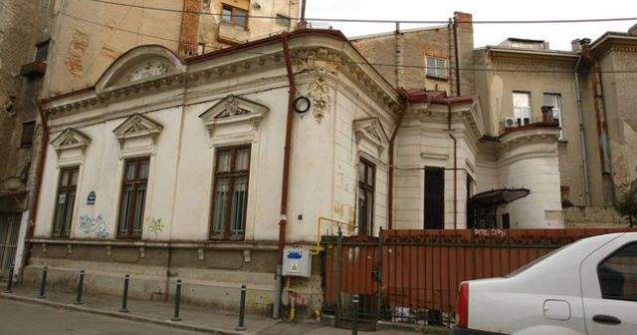 O casa din zona protejata Armeneasca, DEMOLATA fara autorizatie