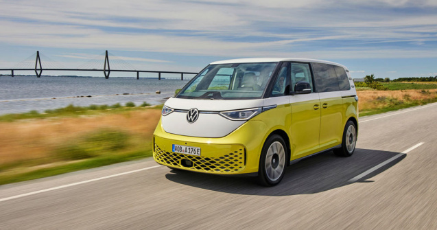 Test drive Volkswagen ID.Buzz - Povești de la Woodstock