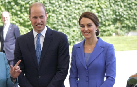 Prințul William și Kate Middleton s-au ales cu noi titluri după moartea Reginei