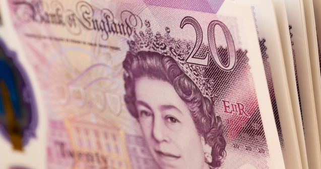 Banca Angliei va înlocui portretul Reginei Elisabeta a II-a de pe bancnote