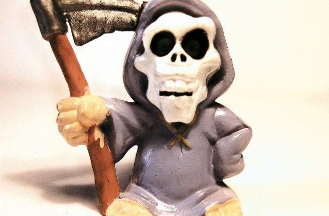 TOP 10 cele mai STUPIDE morti din istorie