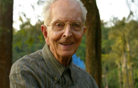  Top  Cum sa traiesti pana la 100 de ani: Opt SECRETE pentru o viata mai lunga