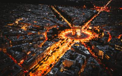 Viena, Paris și Shanghai...