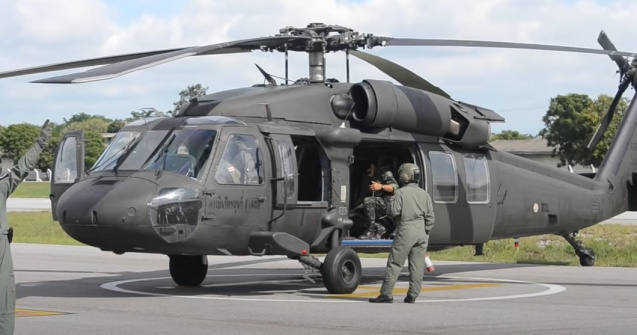 Salvarea e în aer. Primele elicoptere Black Hawk ajung în România