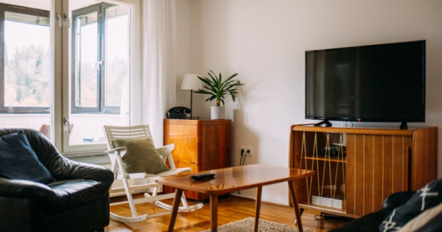 Avantajul tehnologiei QLED față de OLED