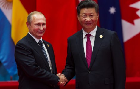 Vladimir Putin și Xi Jinping se întâlnesc în pline tensiuni cu Occidentul