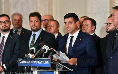 AUR vrea să interzică...