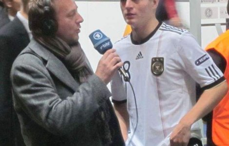 Toni Kroos a semnat cu Real Madrid