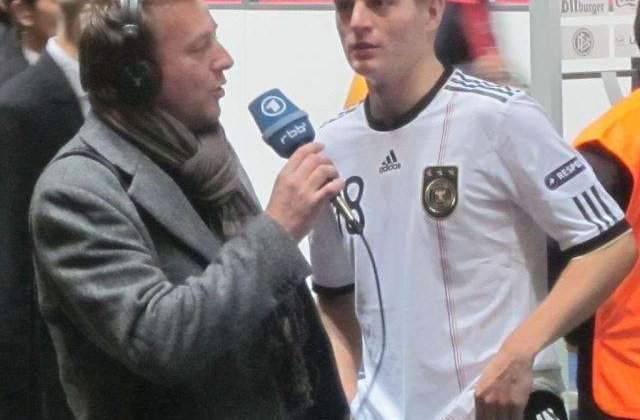 Toni Kroos a semnat cu Real Madrid