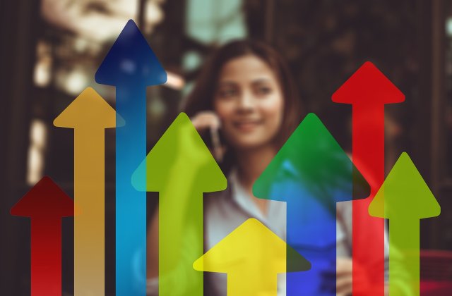 Cum arată viața tinerilor &icirc;n vremuri de criză: distracție cu moderație și cumpătare &icirc;n ceea ce privește moda