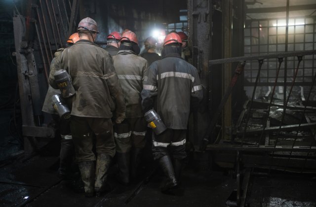 Protest al minerilor &icirc;n subteranul unei mine de cupru din Bihor. Care este nemulțumirea lucrătorilor