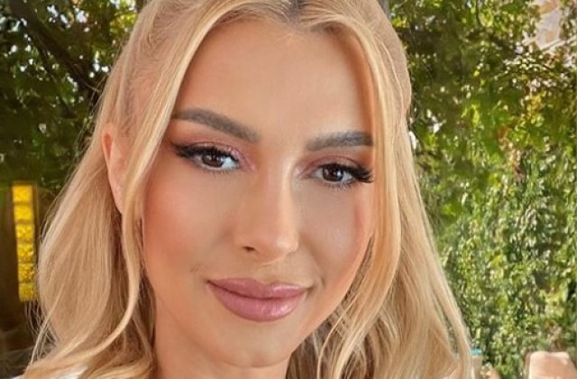 Andreea Bălan și-a retras fiicele de la școala privată. De ce a ales să le mute la &icirc;nvățăm&acirc;ntul de stat