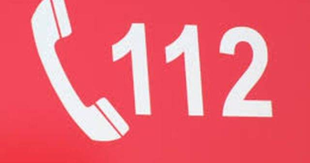 Doi turisti, raniti dupa ce au cazut de la etajul intai al unei cabane