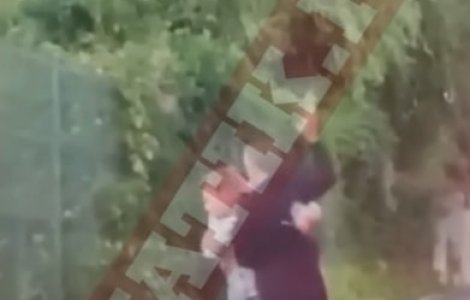 VIDEO Anamaria Prodan şi Laurenţiu Reghecampf, palme și pumni în plină stradă
