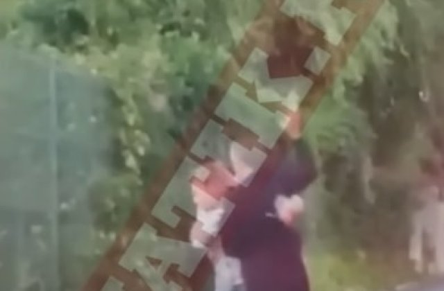 VIDEO Anamaria Prodan şi Laurenţiu Reghecampf și-au &icirc;mpărțit palme și pumni &icirc;n plină stradă