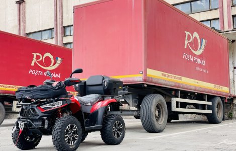 Colete aduse cu ATV-ul de Poșta Română în zonele montane