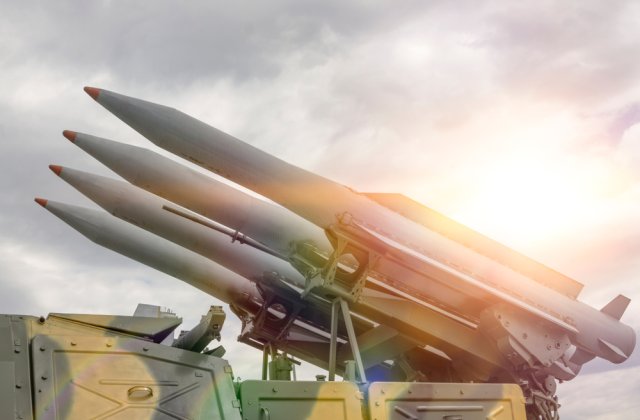 Medvedev amenință lumea cu armele nucleare. &bdquo;Rusia are dreptul să le folosească&rdquo;