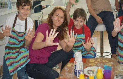 Bucatarasii au inaugurat cu succes studioul video si primele ateliere culinare