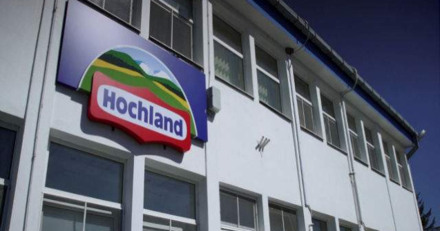 (P) Cascavalul Hochland: Din lapte romanesc, cu rigoare germana!