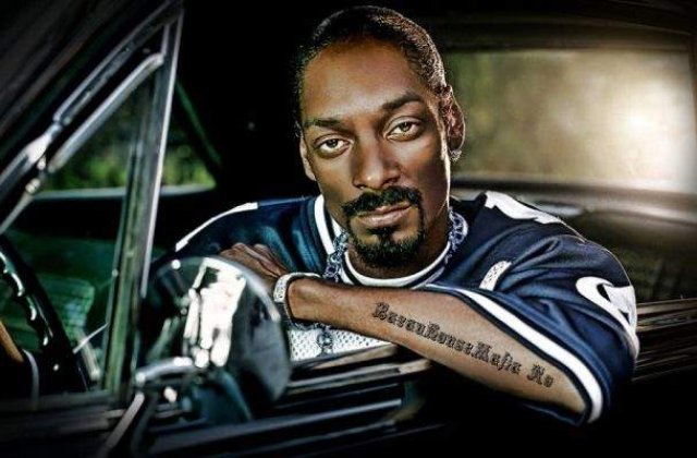 Rapperul Snoop Dogg a fumat canabis in Casa Alba