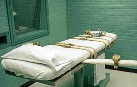 INCREDIBIL! Un condamnat la moarte torturat in timpul executiei