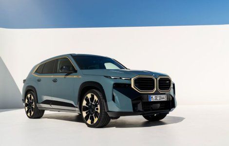 BMW prezintă primul XM din istorie: 653 CP și motor plug-in hybrid