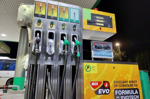Reducerea de 50 bani la carburanți va fi valabilă p&acirc;nă la sf&acirc;rșitul anului