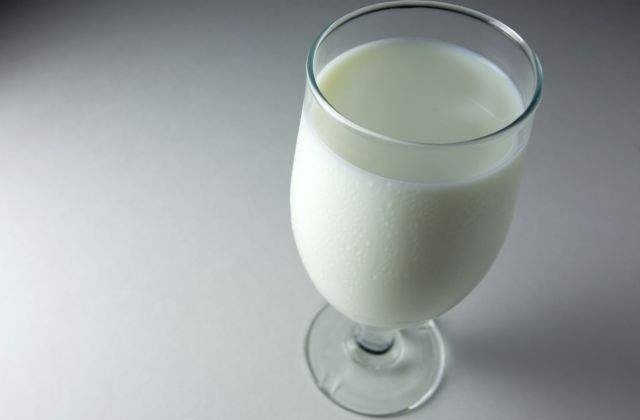 Rusia limiteaza importurile de produse lactate din Ucraina