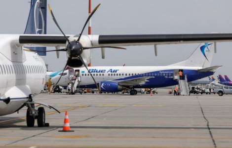 O autospecială de pompieri s-a răsturnat pe platforma Aeroportului Otopeni. Poliţia Transporturi Aeriene a deschis o anchetă: „Nimeni nu a fost rănit”