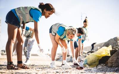 Născuți pentru a fi voluntari