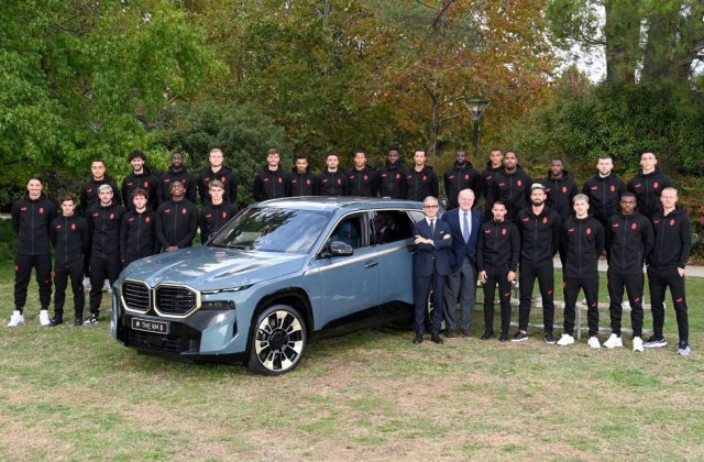 Jucătorii echipei de fotbal AC Milan au primit mașini BMW. X6 a fost cea mai cerută mașină