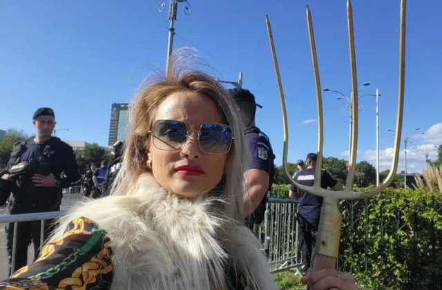 Amalia Bellantoni s-a ales cu dosar penal. Vedeta a răbufnit &icirc;n cadrul unei emisiuni &icirc;n direct