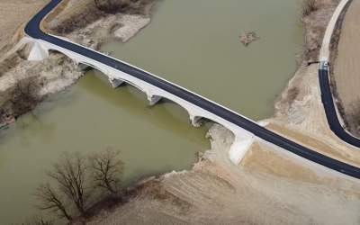 Podul din România care se...