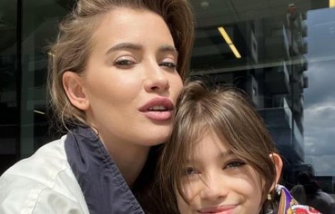 Contul de Instagram al fiicei Iuliei Albu a fost închis. Care este decizia luată de vedetă: „Nu avea vârsta de 13 ani”