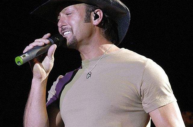 [VIDEO] EMOTIONANT! Un cantaret celebru face un gest incredibil!