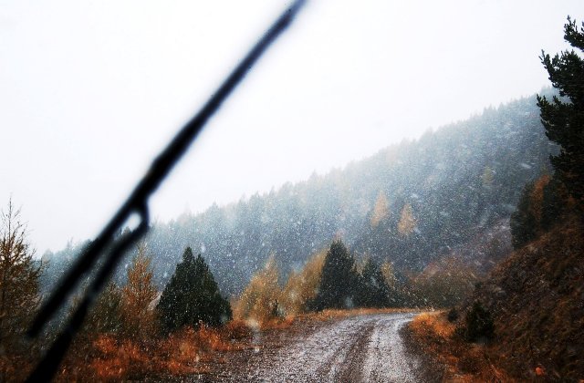 Prognoza meteo ANM pentru vineri, 14 octombrie. Va ploua &icirc;n zonele montane și submontane