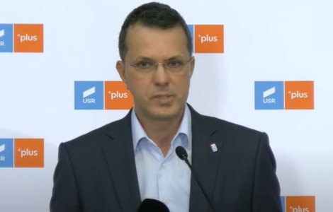 USR cere demisia ministrului Vasile Dîncu. „Așteptăm de la premierul Ciucă să rezolve problema până atunci”