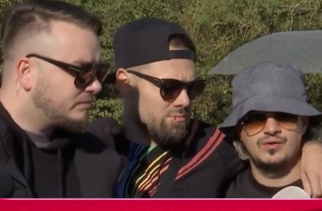 Membrii trupei Șatra Benz, declarații cu ochii &icirc;n lacrimi la capelă. Adevărul despre moartea lui Nosfe