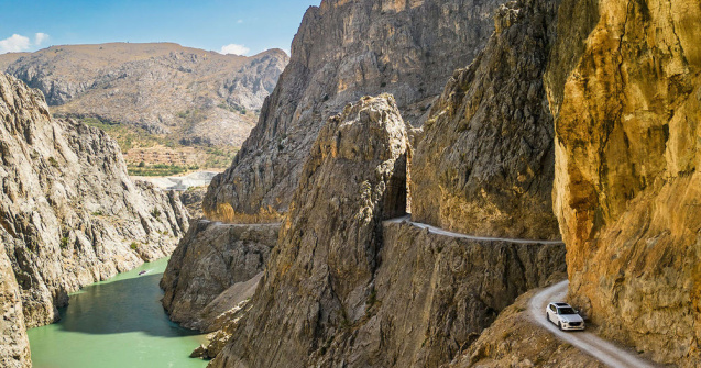 REPORTAJ: Am condus Mazda CX-60 pe cele mai periculoase drumuri din Turcia