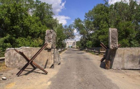 Orasul ucrainean Lugansk se afla in pragul unei CATASTROFE umanitare