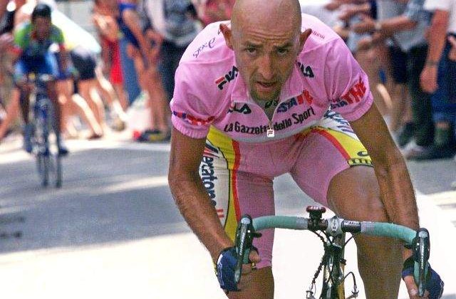 Ancheta in cazul mortii rutierului Marco Pantani a fost redeschisa