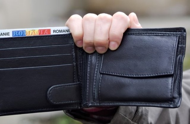 Actele de identitate ar putea fi eliberate la orice serviciu de evidență a persoanelor