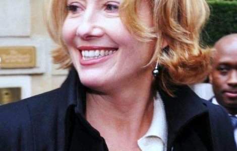 Emma Thompson merge la Polul Nord in cadrul unei campanii ecologiste