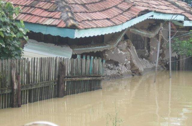 Cod portocaliu de inundatii in Timis si Caras-Severin, pana joi, la 16.00
