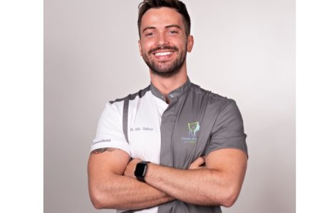 N-ai cei mai frumoși dinți? Medicul stomatolog îți recomandă să porți fațete dentare