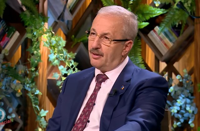 D&icirc;ncu a rămas fără Apărare: Gafele care au dus la plecarea sa din funcție. Ce urmează