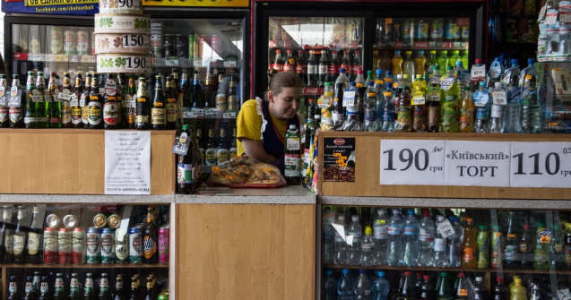 Peste graniță e mai ieftin: Românii cumpără alimente din Ucraina