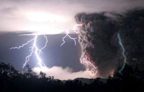  Top   Foto  Zece motive pentru care ar trebui sa te temi de NATURA