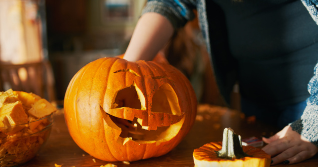 Pregătiri de Halloween. Cât de mult au ajuns să coste dovlecii în acest an