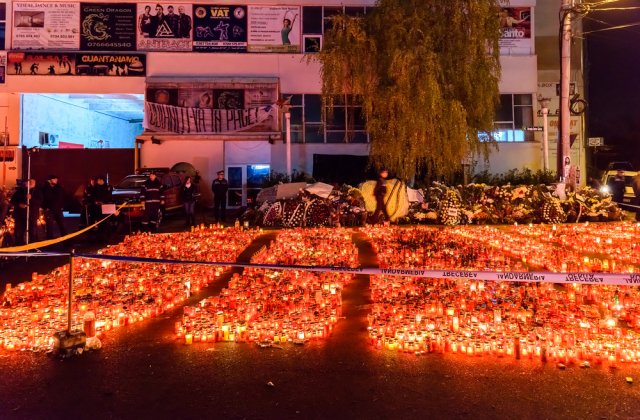 Slujbă de pomenire &icirc;n memoria victimelor incendiului de la Colectiv